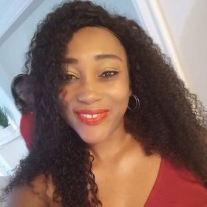 Meet your Posher, Ramona